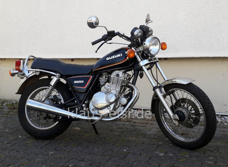 Suzuki GN 250