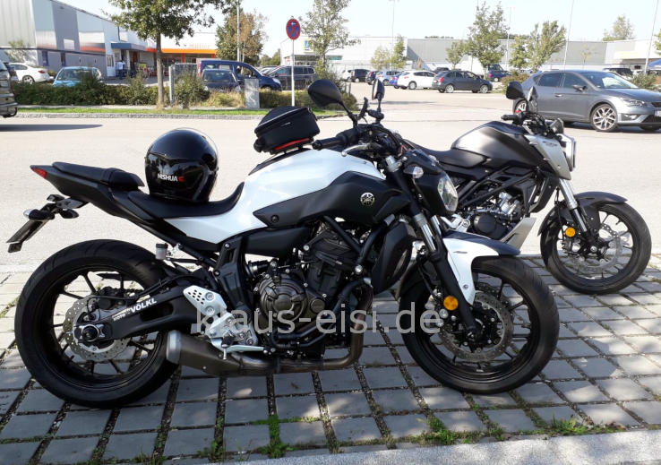 Yamaha MT07 Honda CB 125 R